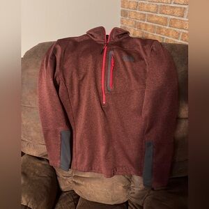 Men’s Quarter Zip North Face